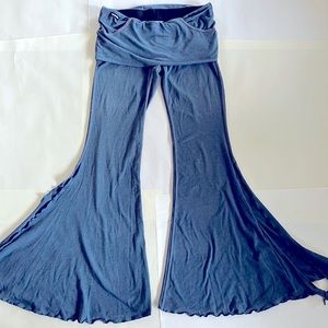 Melodia Designs woman’s bell bottoms extreme flare blue tribal Bellydance pants